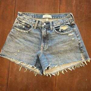Abercrombie Curve Love shorts size 28